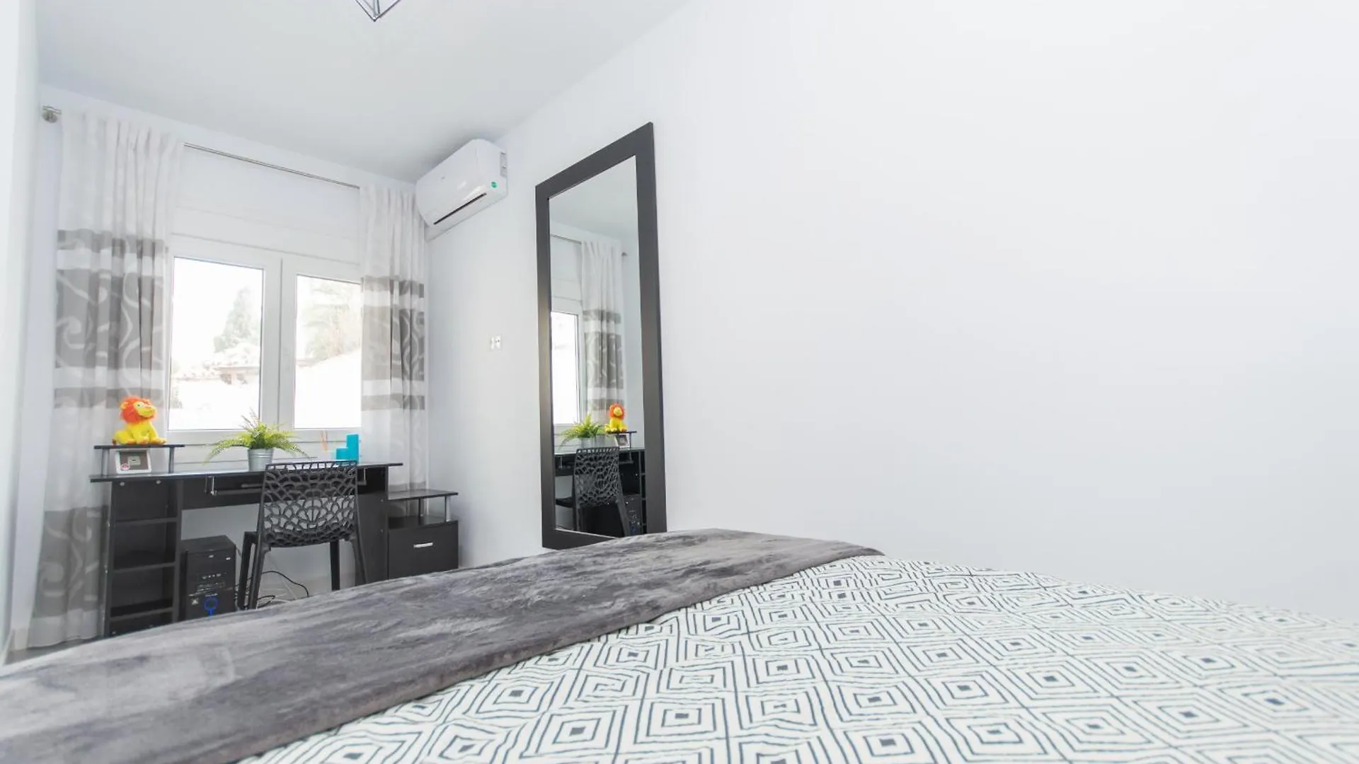 Cubo'S Cozy & Modern Sol De Malaga Villa 0*,