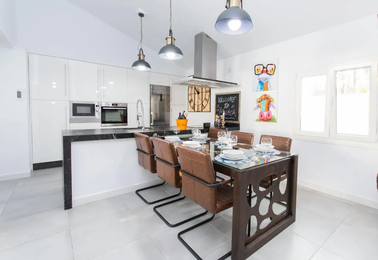 Cubo'S Cozy & Modern Sol De Malaga Villa